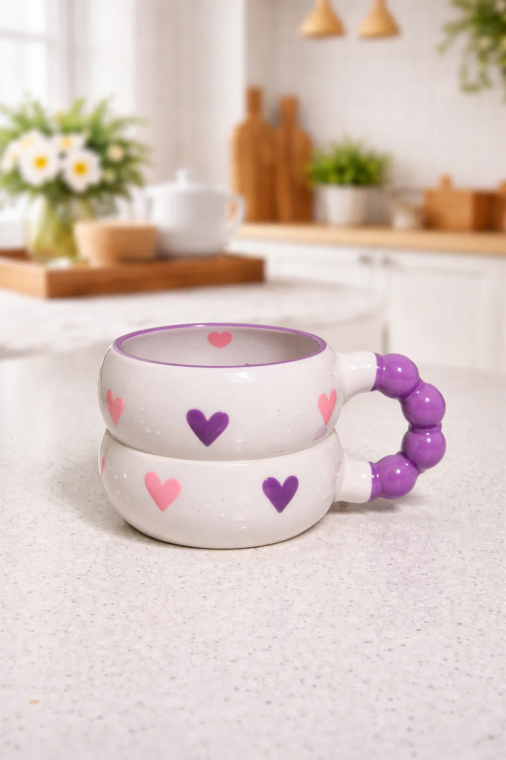 kadınlar günü için hazırlanmış mor pembe kupa