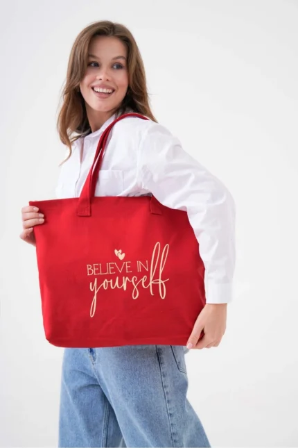 Believe In Yourself Baskılı Büyük Boy Kırmızı Kanvas Çanta