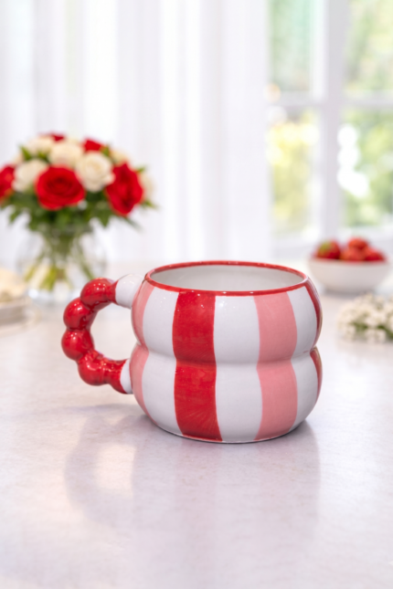 Kırmızı Pembe Şerit Desenli Boncuk Kulplu Kupa
